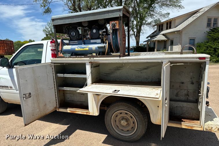 image for item NL9810 2001 Dodge Ram 1500 utility bed pickup truck