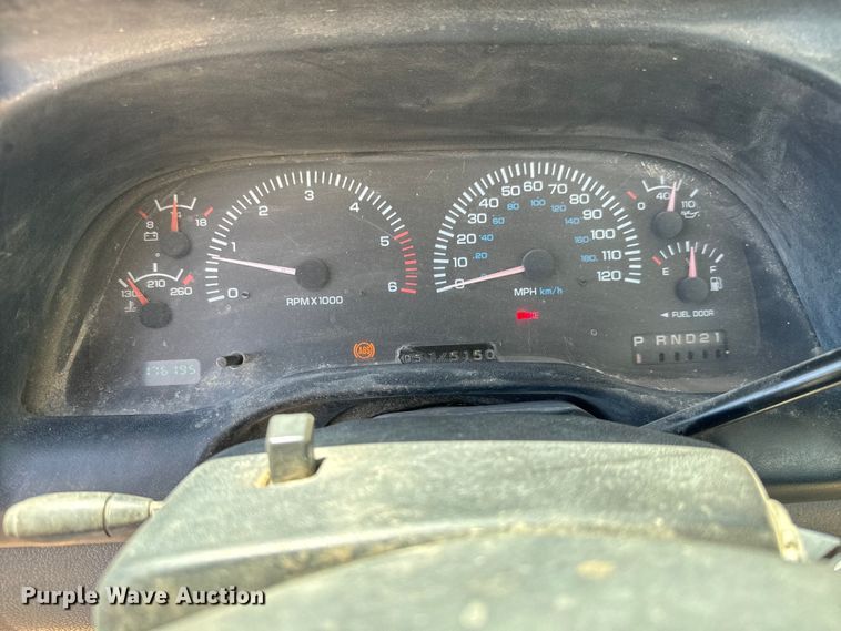 image for item NL9810 2001 Dodge Ram 1500 utility bed pickup truck