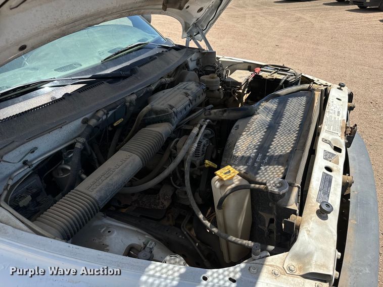 image for item NL9810 2001 Dodge Ram 1500 utility bed pickup truck