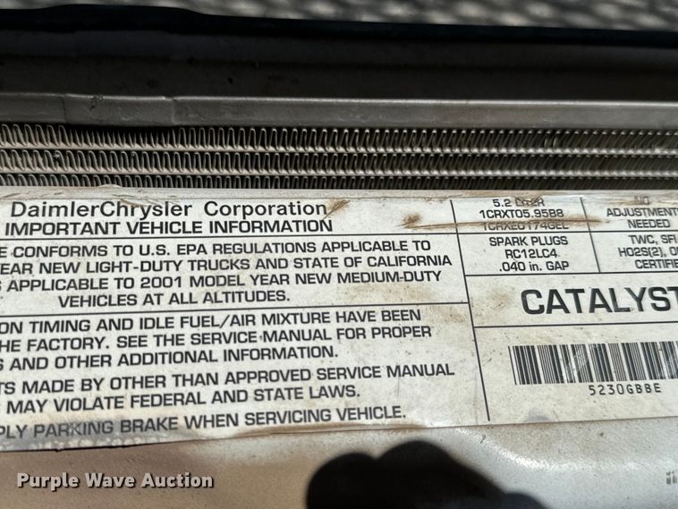 image for item NL9810 2001 Dodge Ram 1500 utility bed pickup truck