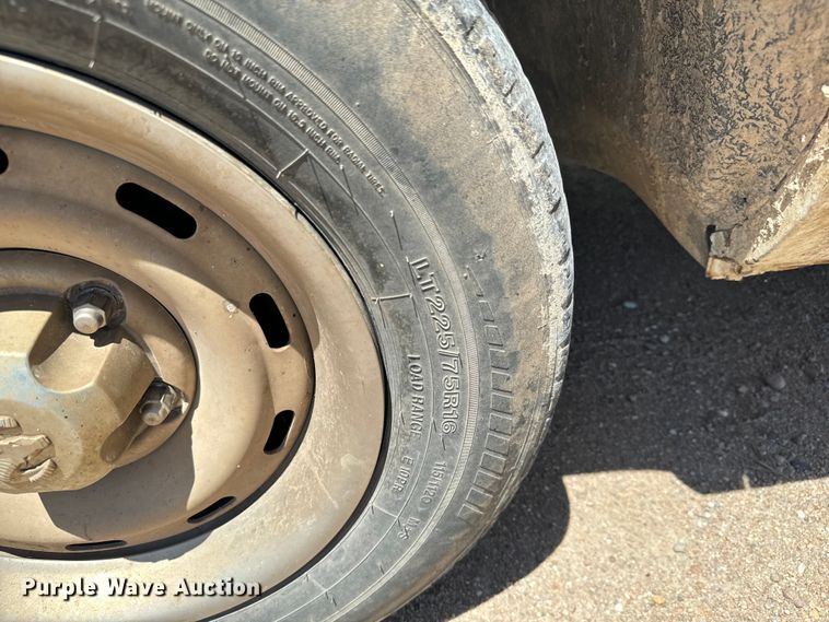 image for item NL9810 2001 Dodge Ram 1500 utility bed pickup truck