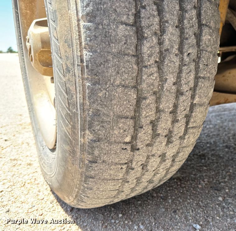 image for item NL9810 2001 Dodge Ram 1500 utility bed pickup truck