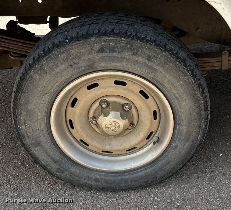 image for item NL9810 2001 Dodge Ram 1500 utility bed pickup truck