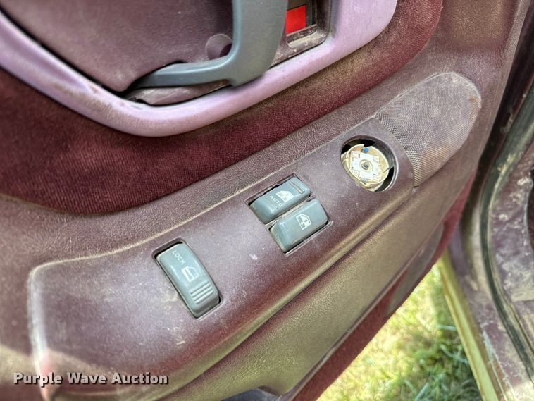 image for item NL9812 1995 Chevrolet  Silverado K1500 Ext. Cab pickup truck