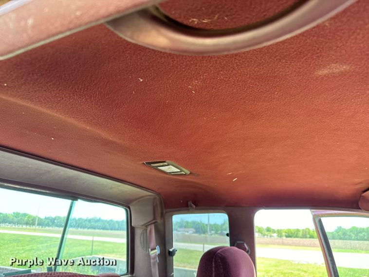 image for item NL9812 1995 Chevrolet  Silverado K1500 Ext. Cab pickup truck