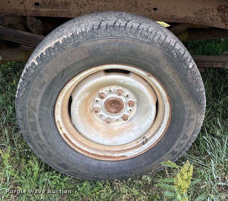 image for item NL9812 1995 Chevrolet  Silverado K1500 Ext. Cab pickup truck