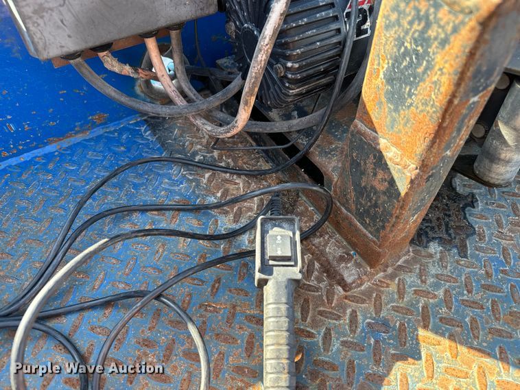 image for item NL9817 2021 Felling FT-16T tilt deck utility trailer