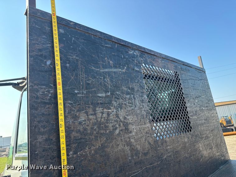 image for item NL9833 2007 International DuraStar 4300 SBA dump flatbed truck