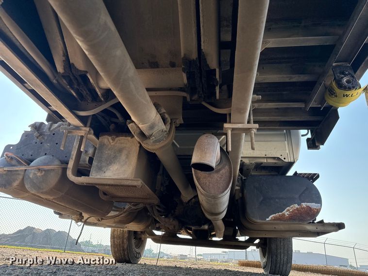 image for item NL9833 2007 International DuraStar 4300 SBA dump flatbed truck