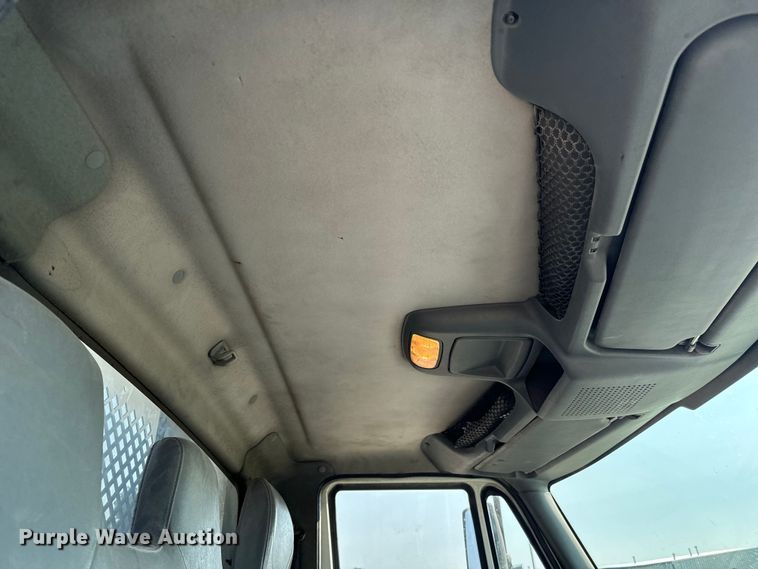 image for item NL9833 2007 International DuraStar 4300 SBA dump flatbed truck