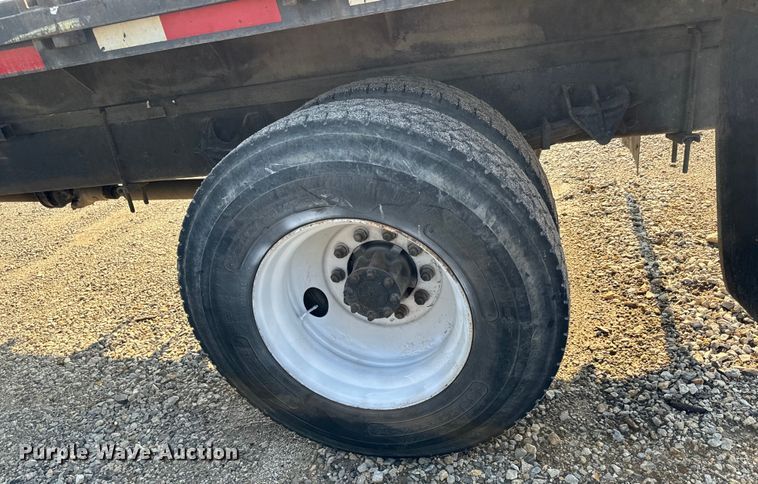 image for item NL9833 2007 International DuraStar 4300 SBA dump flatbed truck