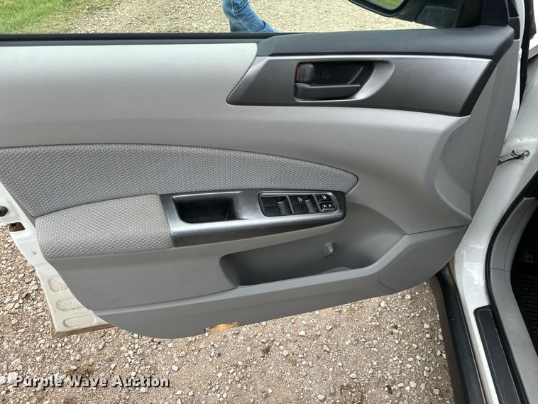 image for item NL9839 2011 Subaru Forester SUV