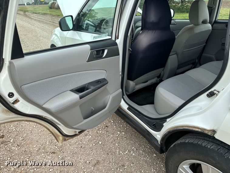 image for item NL9839 2011 Subaru Forester SUV