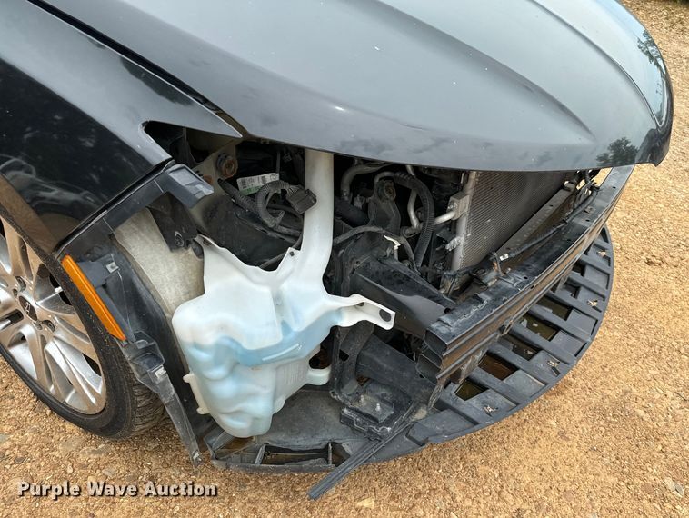 image for item NQ9550 2014 Lincoln MKZ Hybrid 