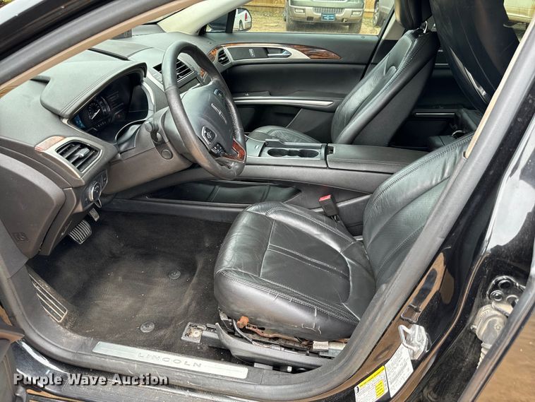 image for item NQ9550 2014 Lincoln MKZ Hybrid 