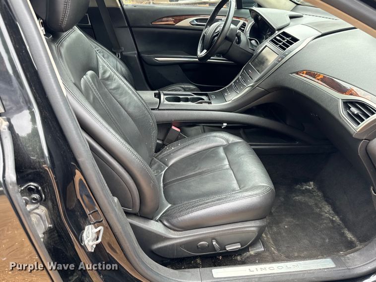 image for item NQ9550 2014 Lincoln MKZ Hybrid 