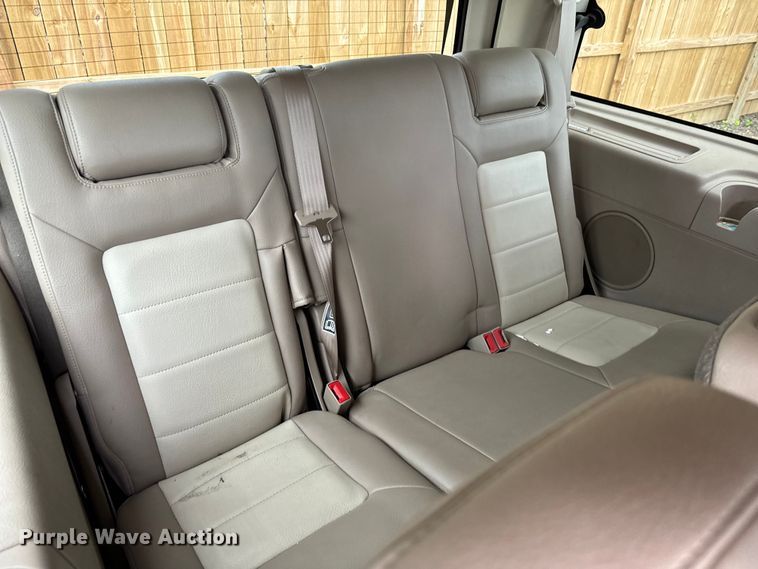 image for item NQ9552 2003 Ford Expedition Eddie Bauer SUV