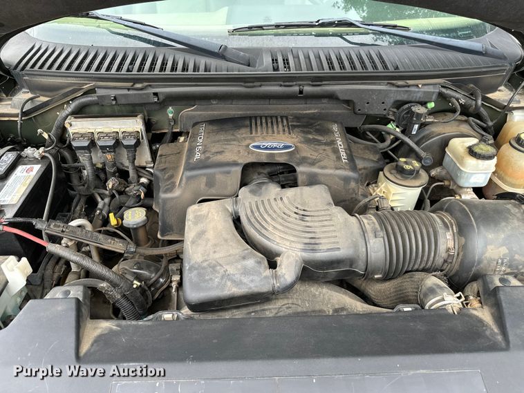 image for item NQ9552 2003 Ford Expedition Eddie Bauer SUV