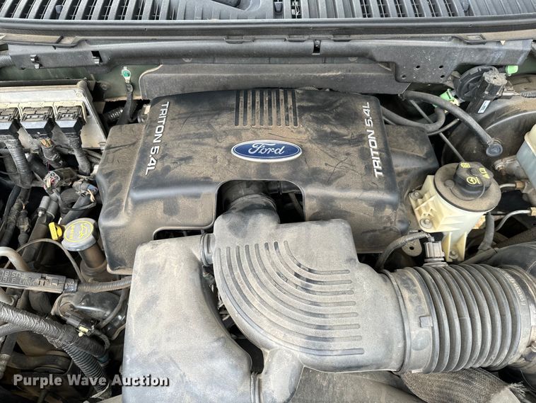 image for item NQ9552 2003 Ford Expedition Eddie Bauer SUV