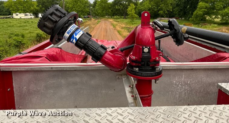 image for item NQ9555 1986 Ford L9000 pumper fire truck