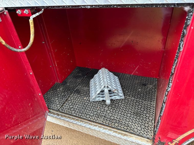 image for item NQ9555 1986 Ford L9000 pumper fire truck