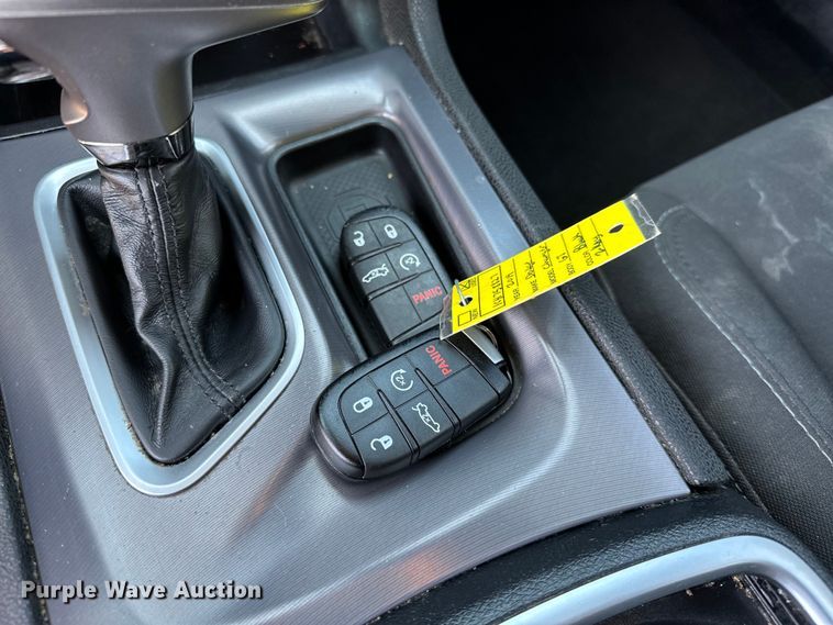 image for item NR9857 2019 Dodge Charger 