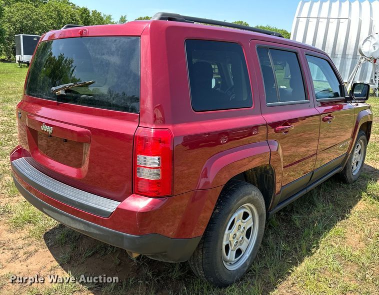 image for item NR9858 2012 Jeep Patriot SUV