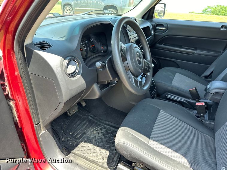 image for item NR9858 2012 Jeep Patriot SUV