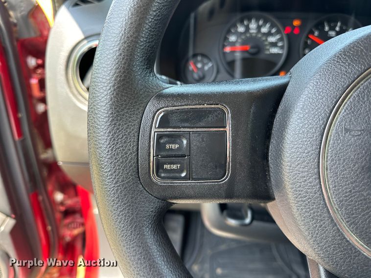 image for item NR9858 2012 Jeep Patriot SUV