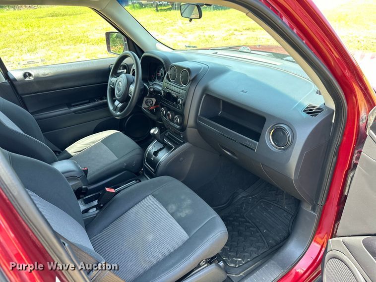 image for item NR9858 2012 Jeep Patriot SUV