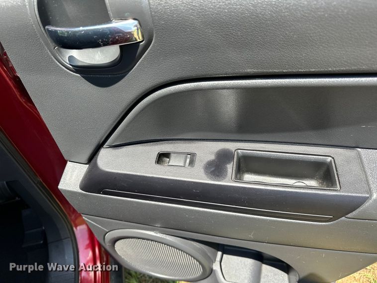 image for item NR9858 2012 Jeep Patriot SUV