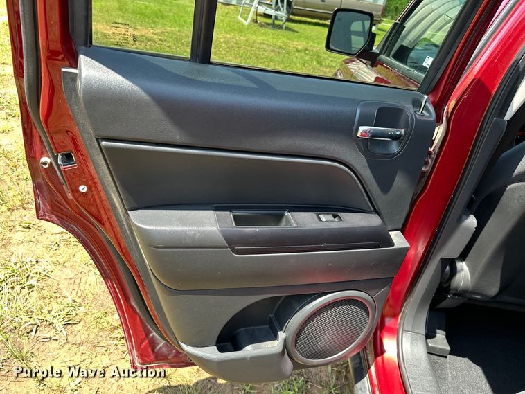 image for item NR9858 2012 Jeep Patriot SUV