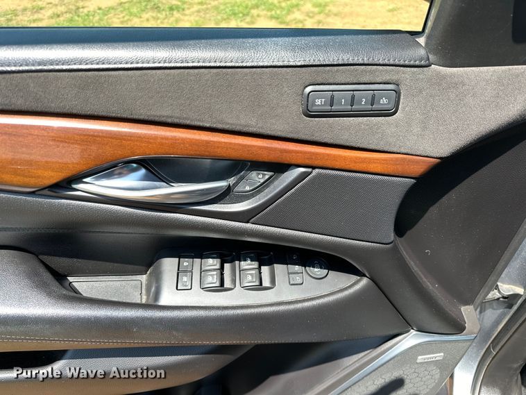 image for item NR9861 2018 Cadillac Escalade SUV