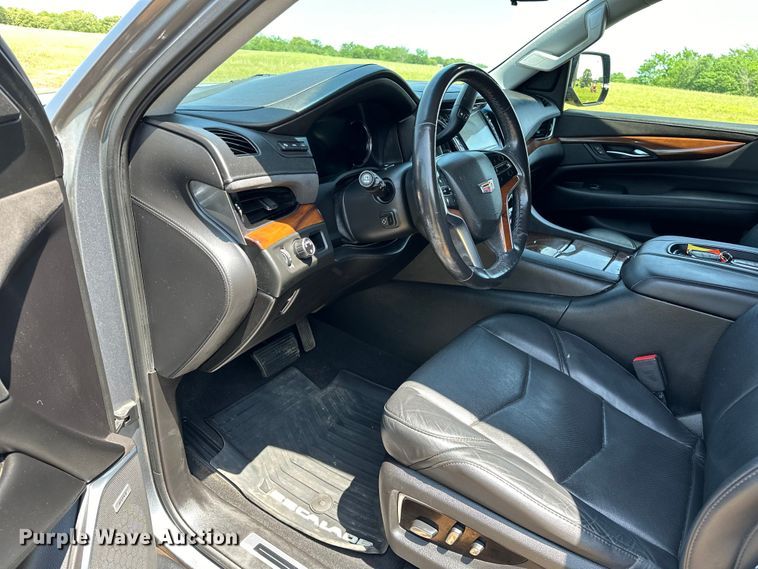 image for item NR9861 2018 Cadillac Escalade SUV