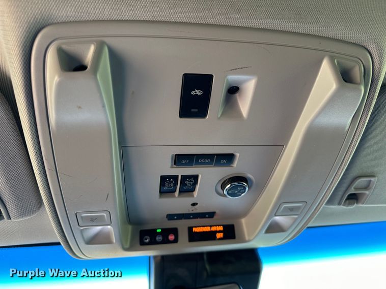 image for item NR9861 2018 Cadillac Escalade SUV