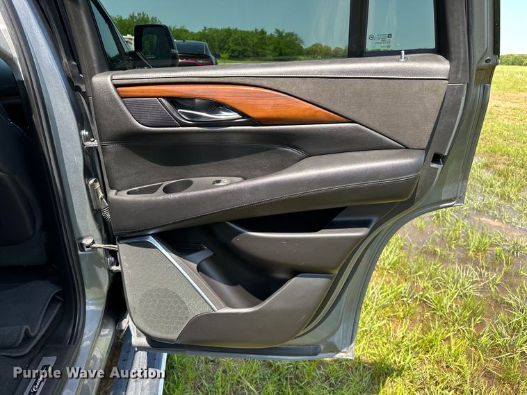 image for item NR9861 2018 Cadillac Escalade SUV