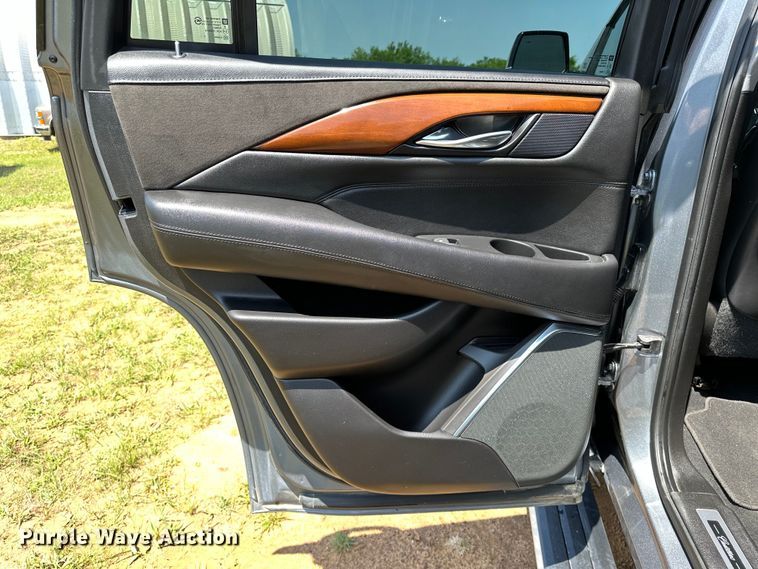 image for item NR9861 2018 Cadillac Escalade SUV