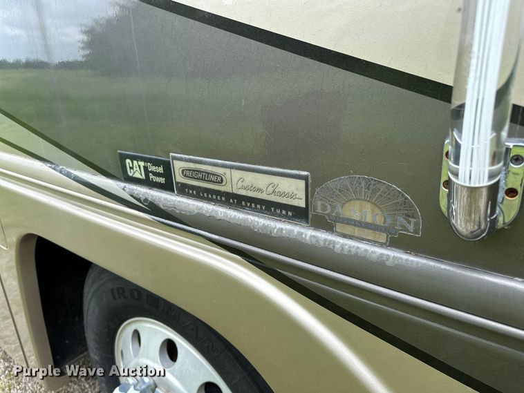 image for item NR9862 2005 Thor Industries  Tuscany RV