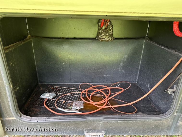 image for item NR9862 2005 Thor Industries  Tuscany RV