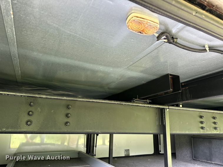 image for item NR9862 2005 Thor Industries  Tuscany RV