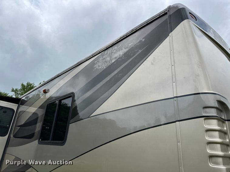 image for item NR9862 2005 Thor Industries  Tuscany RV