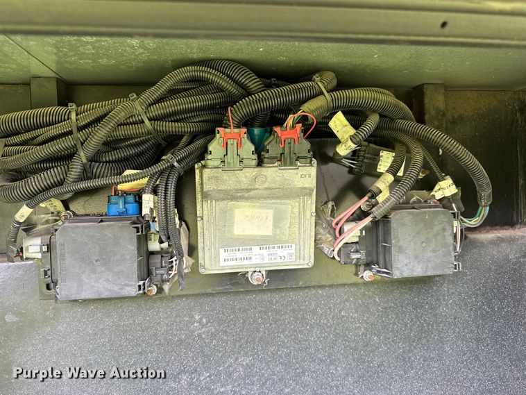 image for item NR9862 2005 Thor Industries  Tuscany RV