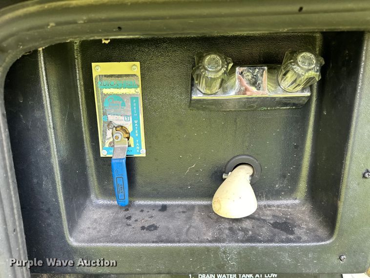 image for item NR9862 2005 Thor Industries  Tuscany RV