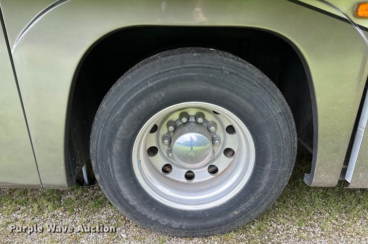 image for item NR9862 2005 Thor Industries  Tuscany RV