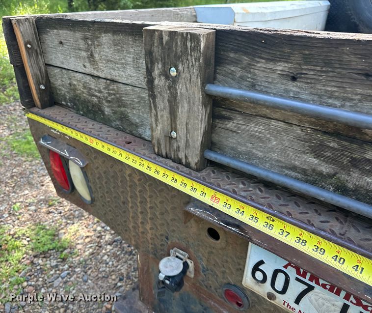 image for item NR9876 2008 Ford F350 Super Duty XL Crew Cab flatbed pickup truck