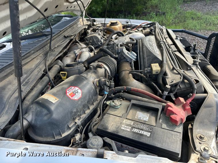 image for item NR9876 2008 Ford F350 Super Duty XL Crew Cab flatbed pickup truck