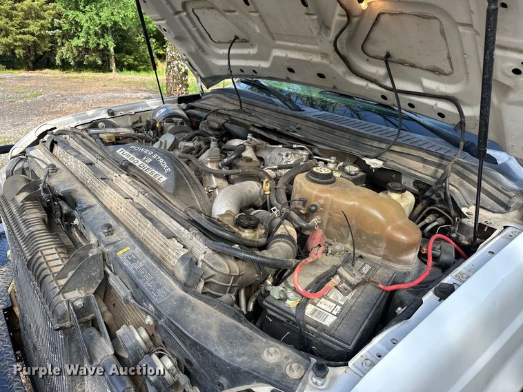 image for item NR9876 2008 Ford F350 Super Duty XL Crew Cab flatbed pickup truck