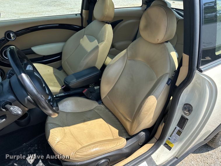 image for item NR9899 2010 Mini  Cooper 