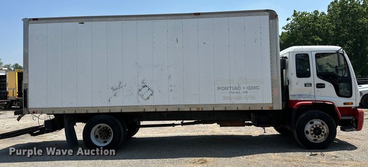 image for item NR9900 1997 GMC  T6500 box truck