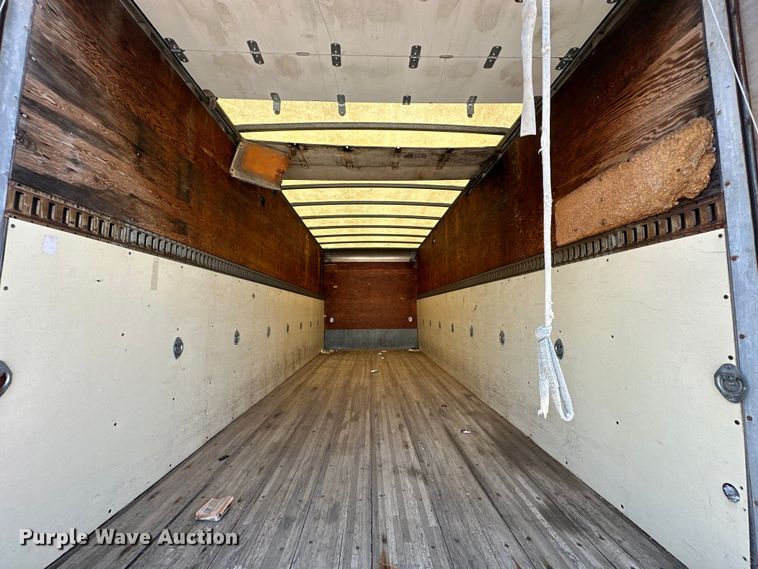 image for item NR9900 1997 GMC  T6500 box truck